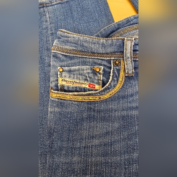 EUC Diesel Jeans Lowky stretch W27, L32 - Picture 3 of 5